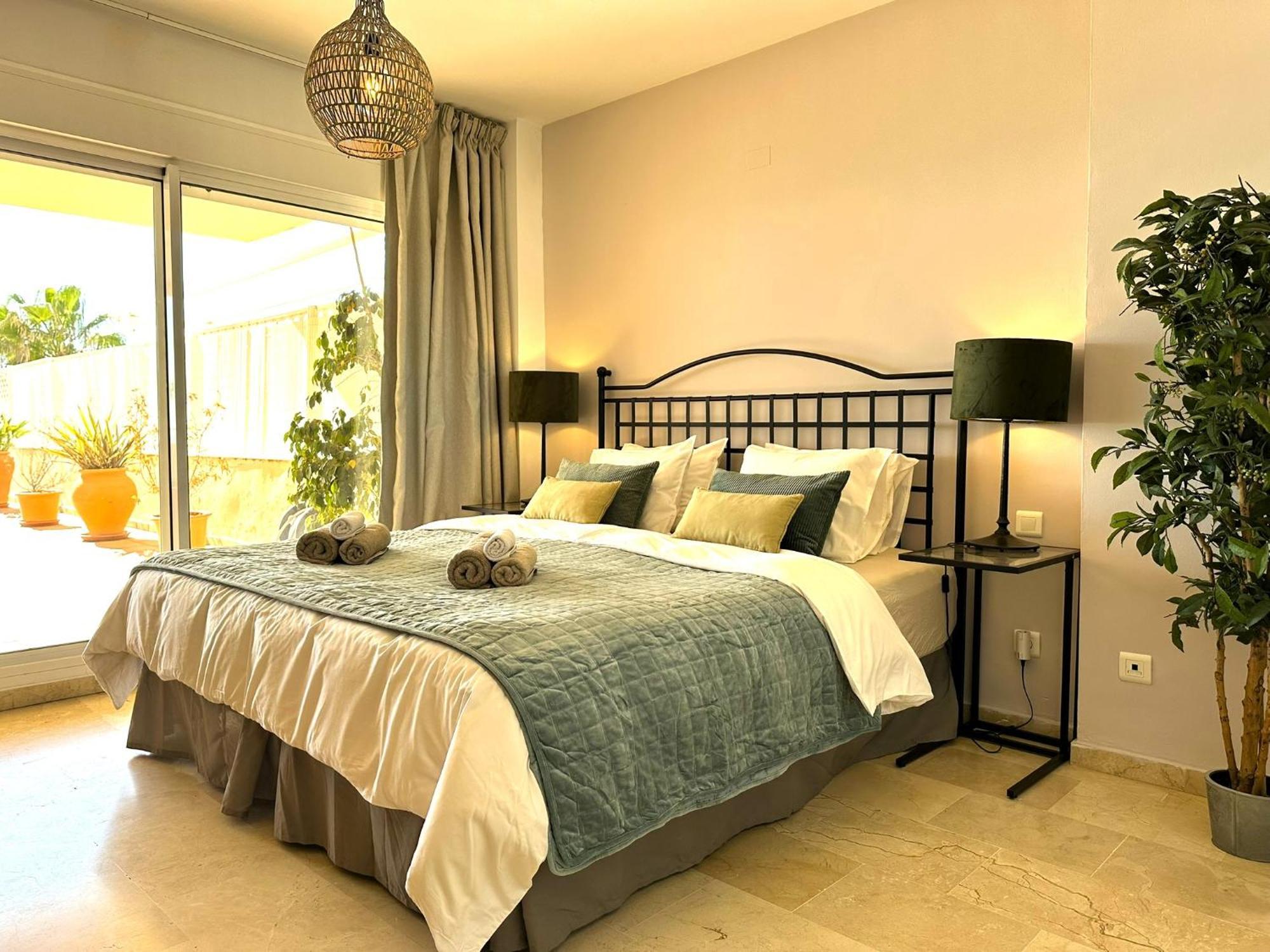 Apartments Bermuda Beach Estepona Extérieur photo