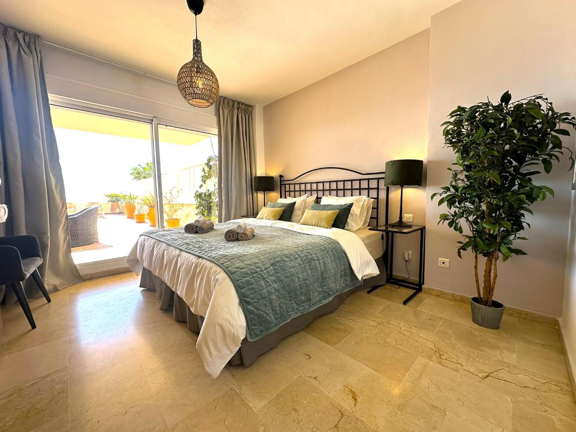Apartments Bermuda Beach Estepona Extérieur photo