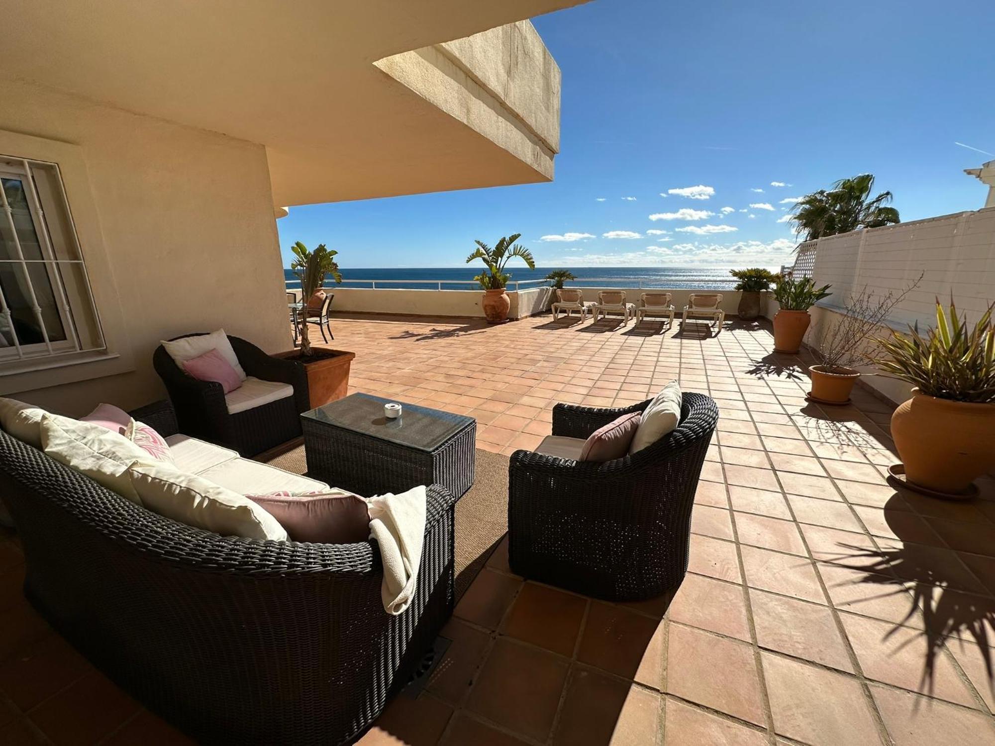 Apartments Bermuda Beach Estepona Extérieur photo