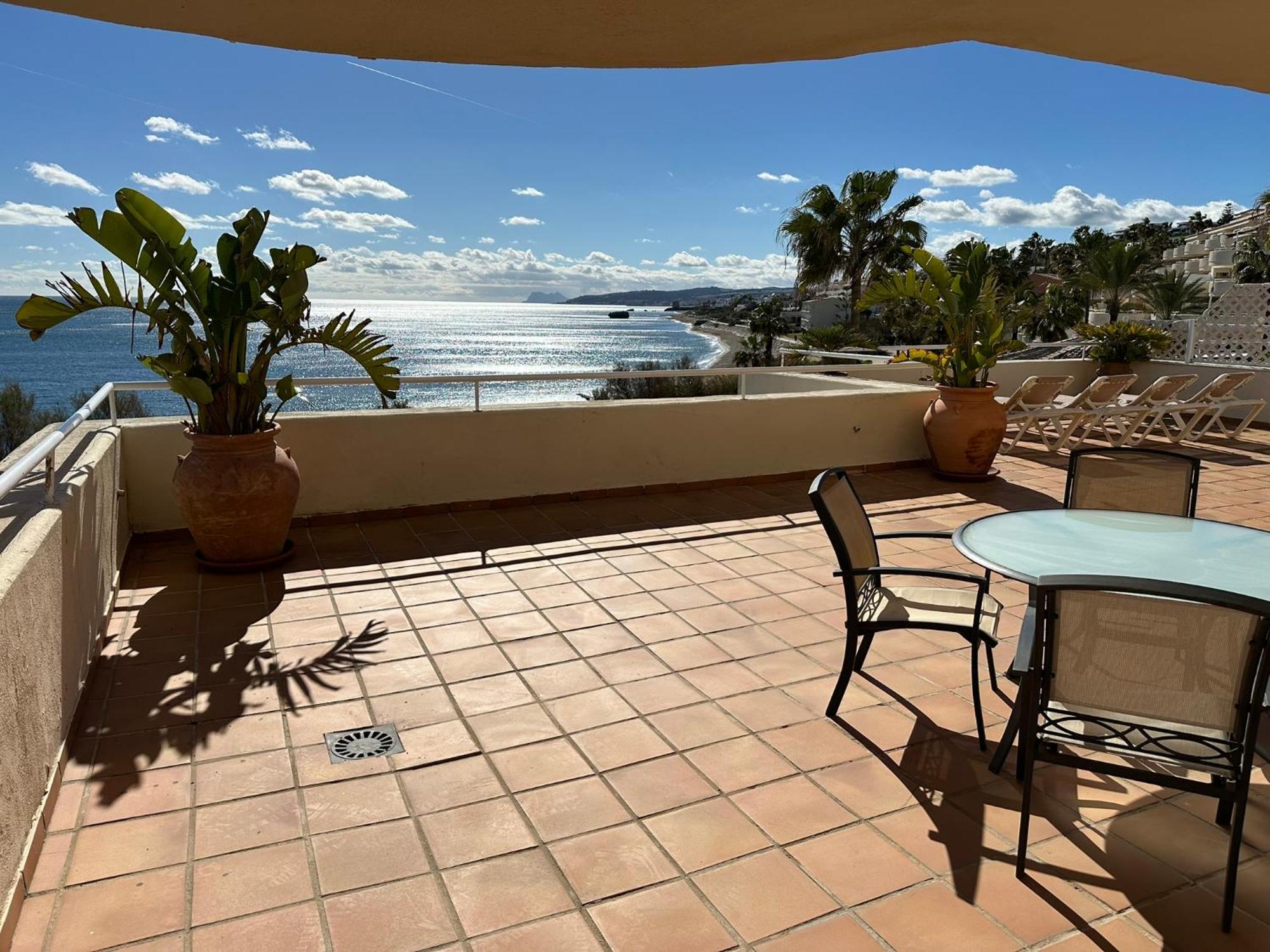 Apartments Bermuda Beach Estepona Extérieur photo