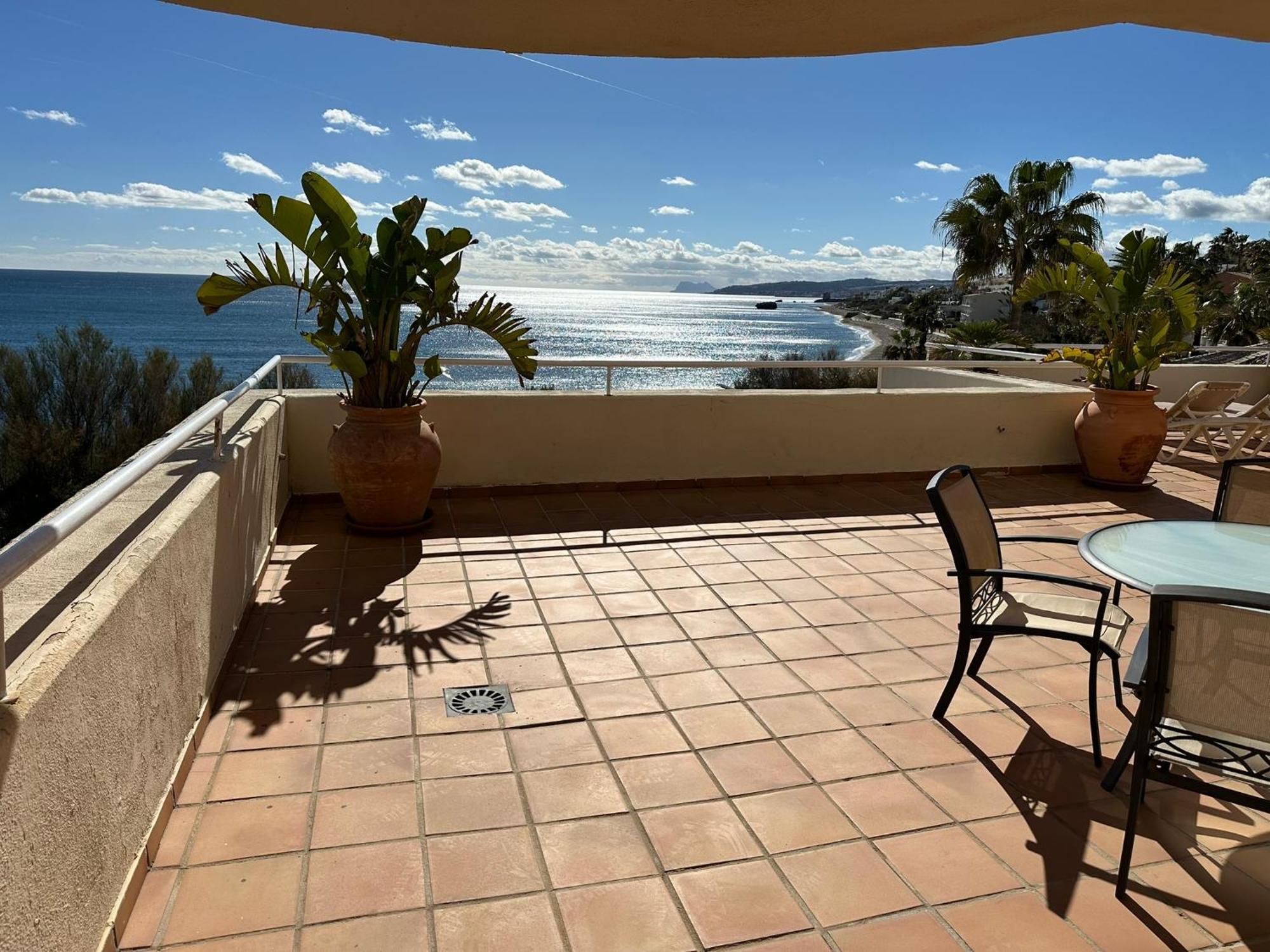 Apartments Bermuda Beach Estepona Extérieur photo