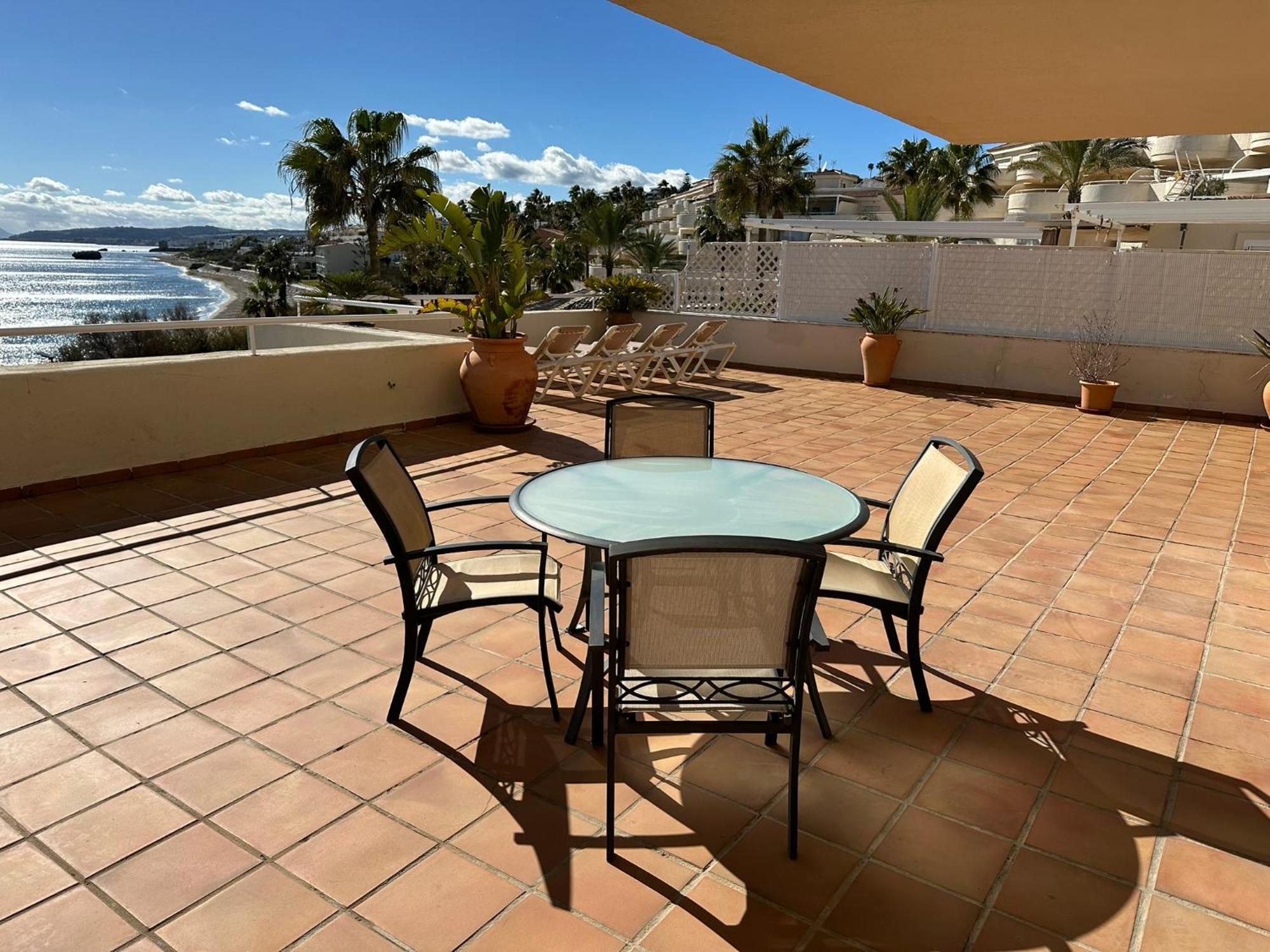 Apartments Bermuda Beach Estepona Extérieur photo