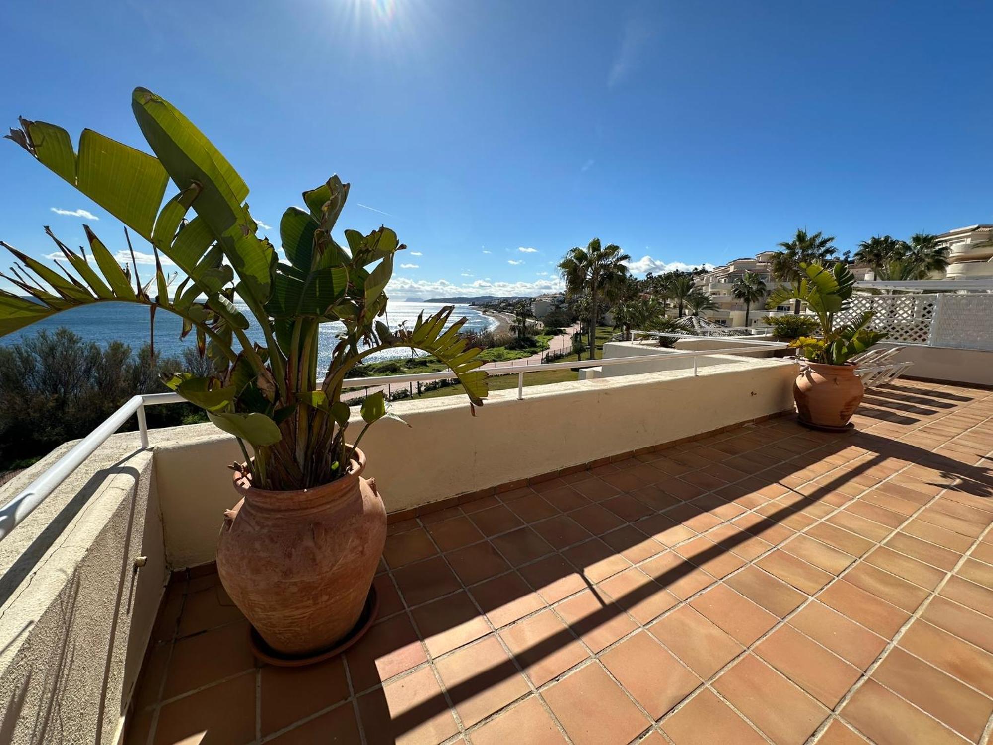 Apartments Bermuda Beach Estepona Extérieur photo