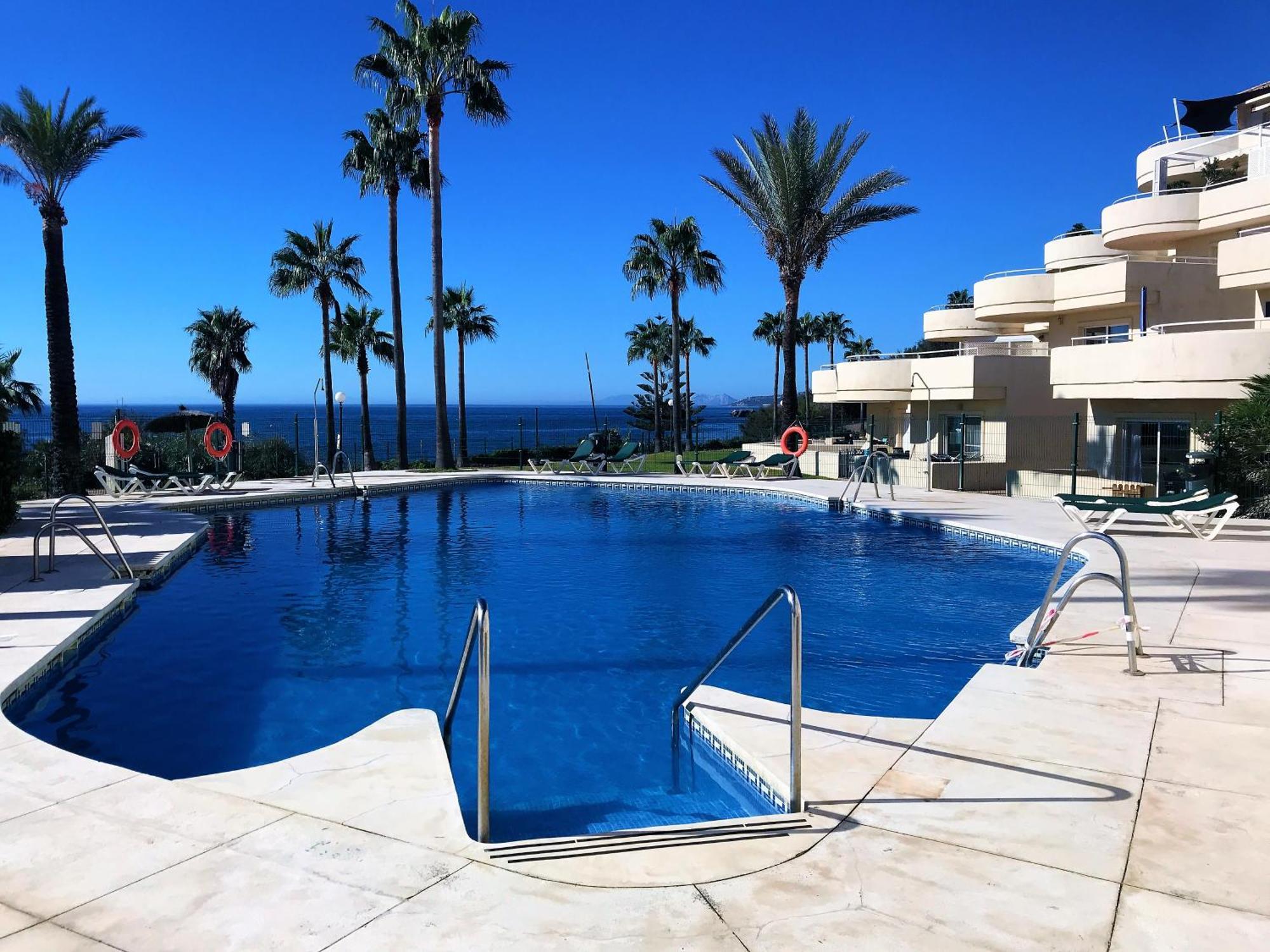Apartments Bermuda Beach Estepona Extérieur photo