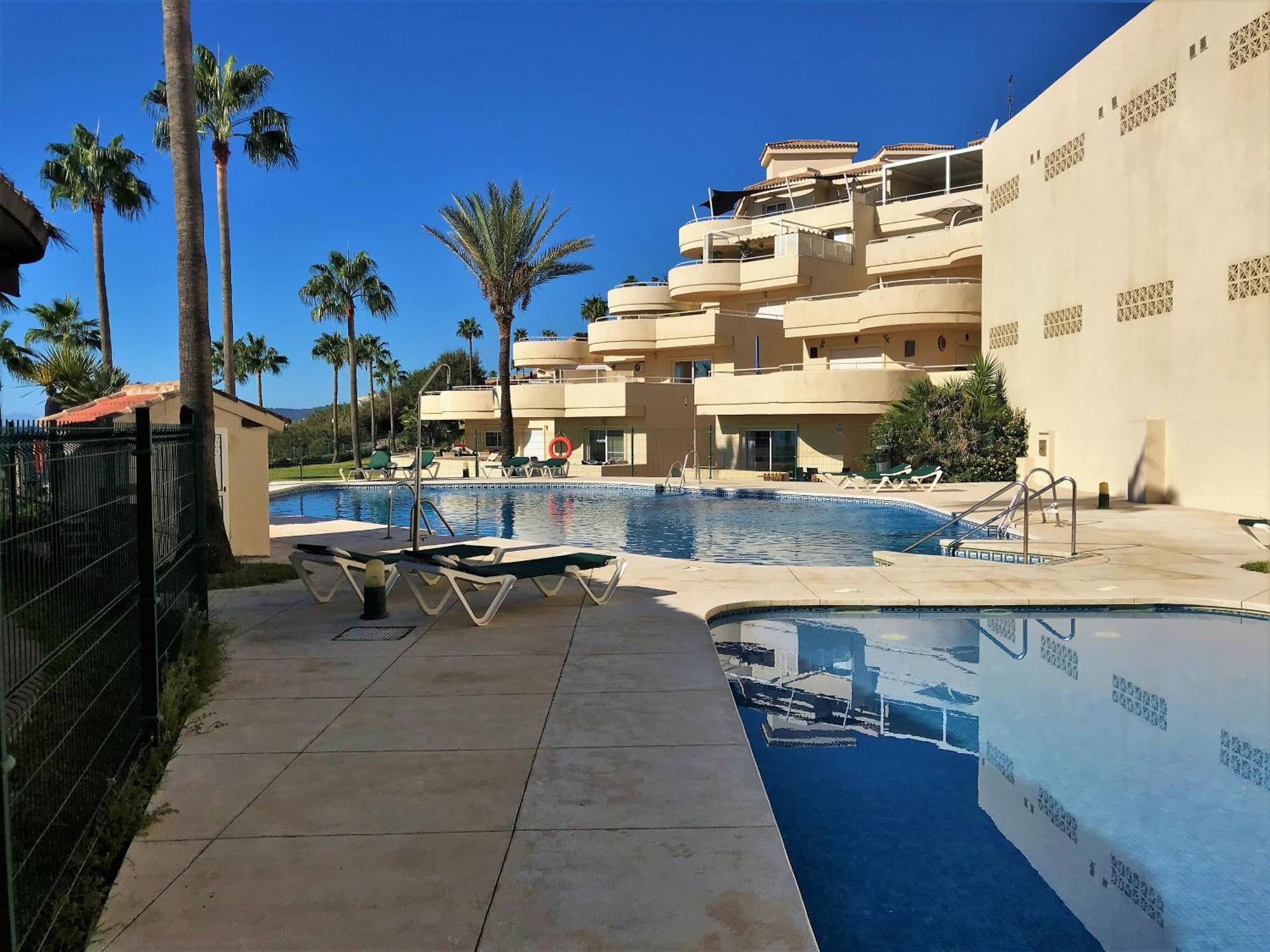 Apartments Bermuda Beach Estepona Extérieur photo